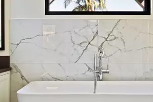 19739 Henshaw St, Woodland Hills, CA 91364 - Photo 23