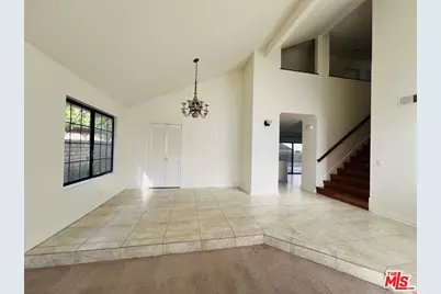 5241 W Goldenwood Dr, Ladera Heights, CA 90302 - Photo 15