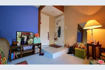 11282 Dona Lola Dr, Studio City, CA 91604 - Photo 15