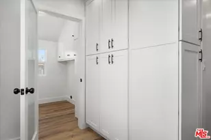 7045 Varna Ave, North Hollywood, CA 91605 - Photo 13