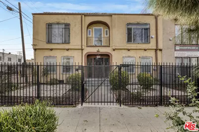 1014 W 57th St, Los Angeles, CA 90037 - Photo 1