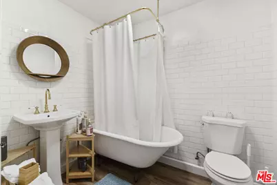 1414 W 54th St, Los Angeles, CA 90062 - Photo 9