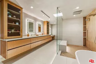 3084 Franklin Canyon Dr, Beverly Hills, CA 90210 - Photo 25