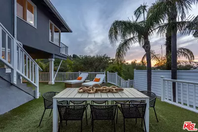 3819 Sunswept Dr, Studio City, CA 91604 - Photo 21
