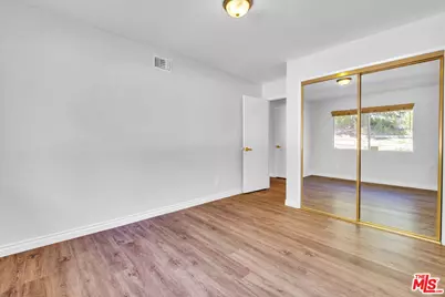 17133 Lorillard St, Granada Hills, CA 91344 - Photo 13