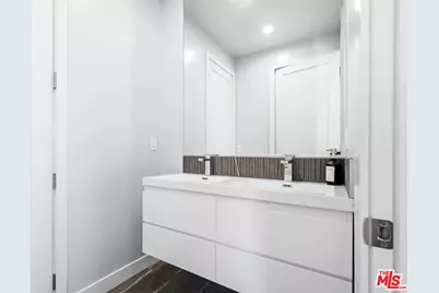 5149 Fulton Ave, Sherman Oaks, CA 91423 - Photo 15