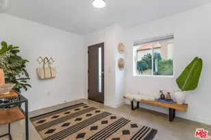 495 N St Andrews Pl, Los Angeles, CA 90004 - Photo 3
