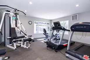 26127 Rainbow Glen Dr, Newhall, CA 91321 - Photo 27