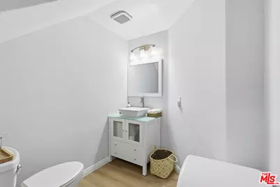 18840 Vista Del Canon #D, Newhall, CA 91321 - Photo 11