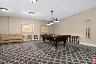 107 N Swall Dr, Los Angeles, CA 90048 - Photo 39