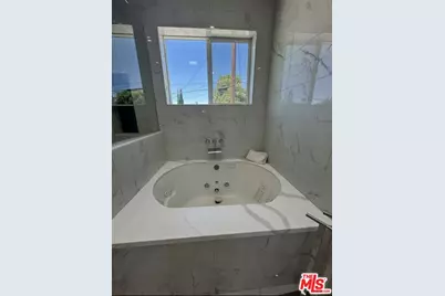 10937 Whitaker Ave, Granada Hills, CA 91344 - Photo 35