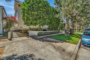 1130 9th St, Santa Monica, CA 90403 - Photo 33