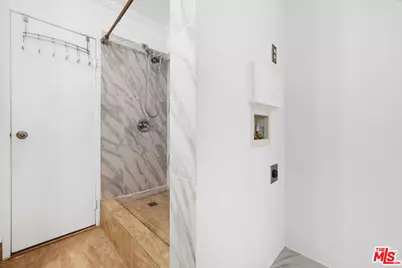 1735 N Fuller Ave #121, Los Angeles, CA 90046 - Photo 17