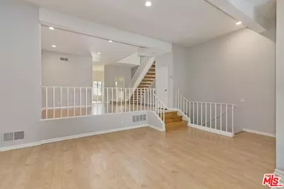 1560 Michael Ln, Pacific Palisades, CA 90272 - Photo 7