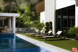 13187 Chalon Rd, Los Angeles, CA 90049 - Photo 31