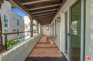 1915 Ocean Front Walk, Venice, CA 90291 - Photo 37