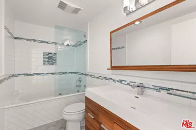 11942 Whitewater Ln, Malibu, CA 90265 - Photo 19