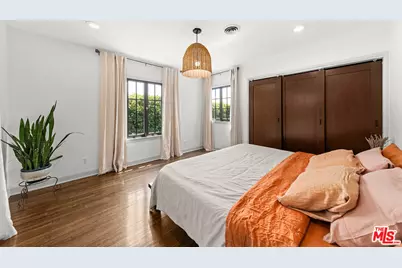 6626 Cahuenga Ter, Los Angeles, CA 90068 - Photo 19