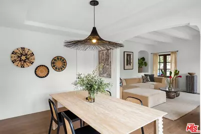 535 N Poinsettia Pl, Los Angeles, CA 90036 - Photo 13