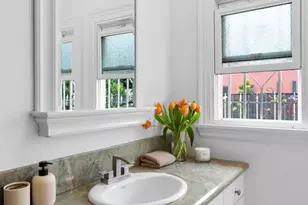 535 N Poinsettia Pl, Los Angeles, CA 90036 - Photo 21