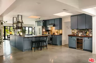 2230 Banyan Dr, Los Angeles, CA 90049 - Photo 5