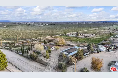 6677 Maricopa Rd, Phelan, CA 92371 - Photo 37
