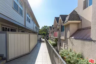 1239 W 30th St, Los Angeles, CA 90007 - Photo 35