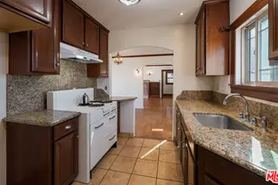 2331 Lucerne Ave, Los Angeles, CA 90016 - Photo 11