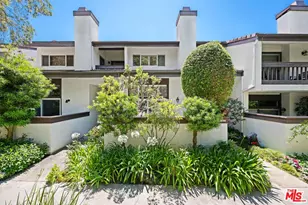 1622 Palisades Dr, Pacific Palisades, CA 90272 - Photo 21
