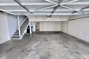 5346 Fairview Blvd, Los Angeles, CA 90056 - Photo 21