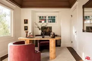 2321 W 31st St, Los Angeles, CA 90018 - Photo 15