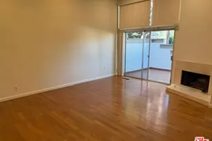 17142 Palisades Cir, Pacific Palisades, CA 90272 - Photo 3