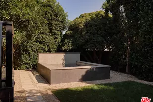 12406 La Maida St, Valley Village, CA 91607 - Photo 43