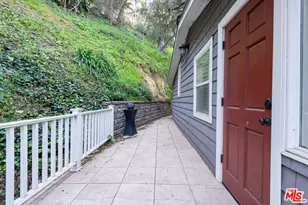 2015 Rosilla Pl, Los Angeles, CA 90046 - Photo 25