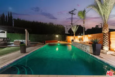 5328 W 62nd St, Los Angeles, CA 90056 - Photo 37