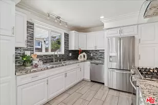 2216 Carlsbad Ct, Simi Valley, CA 93063 - Photo 9