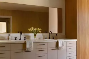 258 S Hudson Ave, Los Angeles, CA 90004 - Photo 11