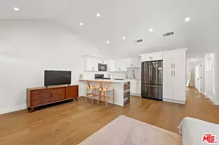 11642 Acama St, Studio City, CA 91604 - Photo 23