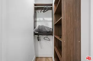 1842 S Sycamore Ave, Los Angeles, CA 90019 - Photo 31