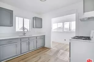 522 N Centre St, San Pedro, CA 90731 - Photo 11