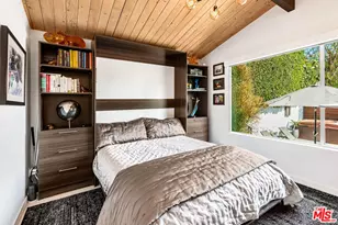 3834 Buena Park Dr, Studio City, CA 91604 - Photo 27