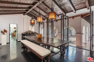 820 N Roxbury Dr, Beverly Hills, CA 90210 - Photo 9