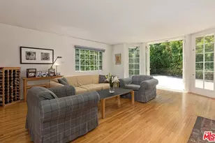 1041 Chantilly Rd, Los Angeles, CA 90077 - Photo 3