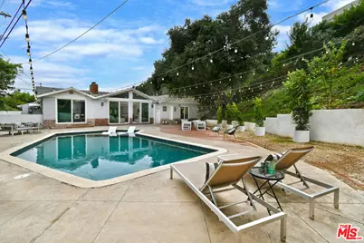 4053 Harclare Ln, Encino, CA 91436 - Photo 71