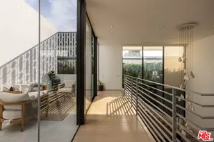 132 N Laurel Ave, Los Angeles, CA 90048 - Photo 23