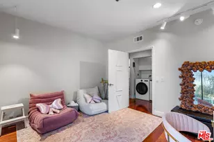 326 Westminster Ave, Los Angeles, CA 90020 - Photo 11