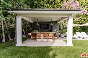 957 Corsica Dr, Pacific Palisades, CA 90272 - Photo 23