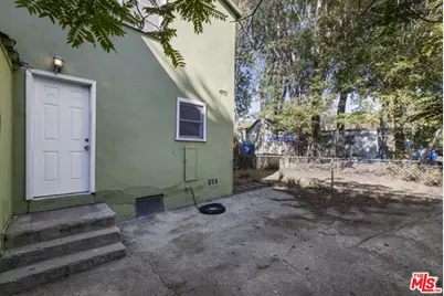 2004 Echo Park Ave, Los Angeles, CA 90026 - Photo 33