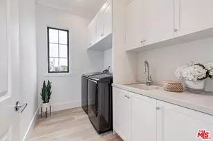 8227 Stewart Ave, Los Angeles, CA 90045 - Photo 39