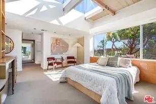 16798 Charmel Ln, Pacific Palisades, CA 90272 - Photo 17